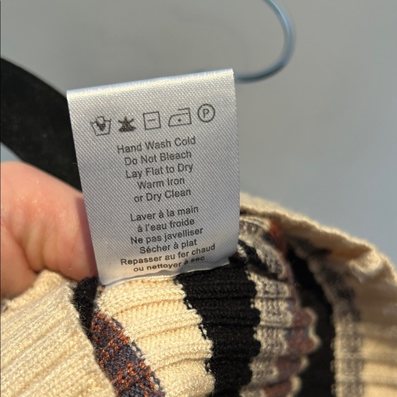 Heartloom Multicolor Ribbed Sweater - Picture 9 of 9